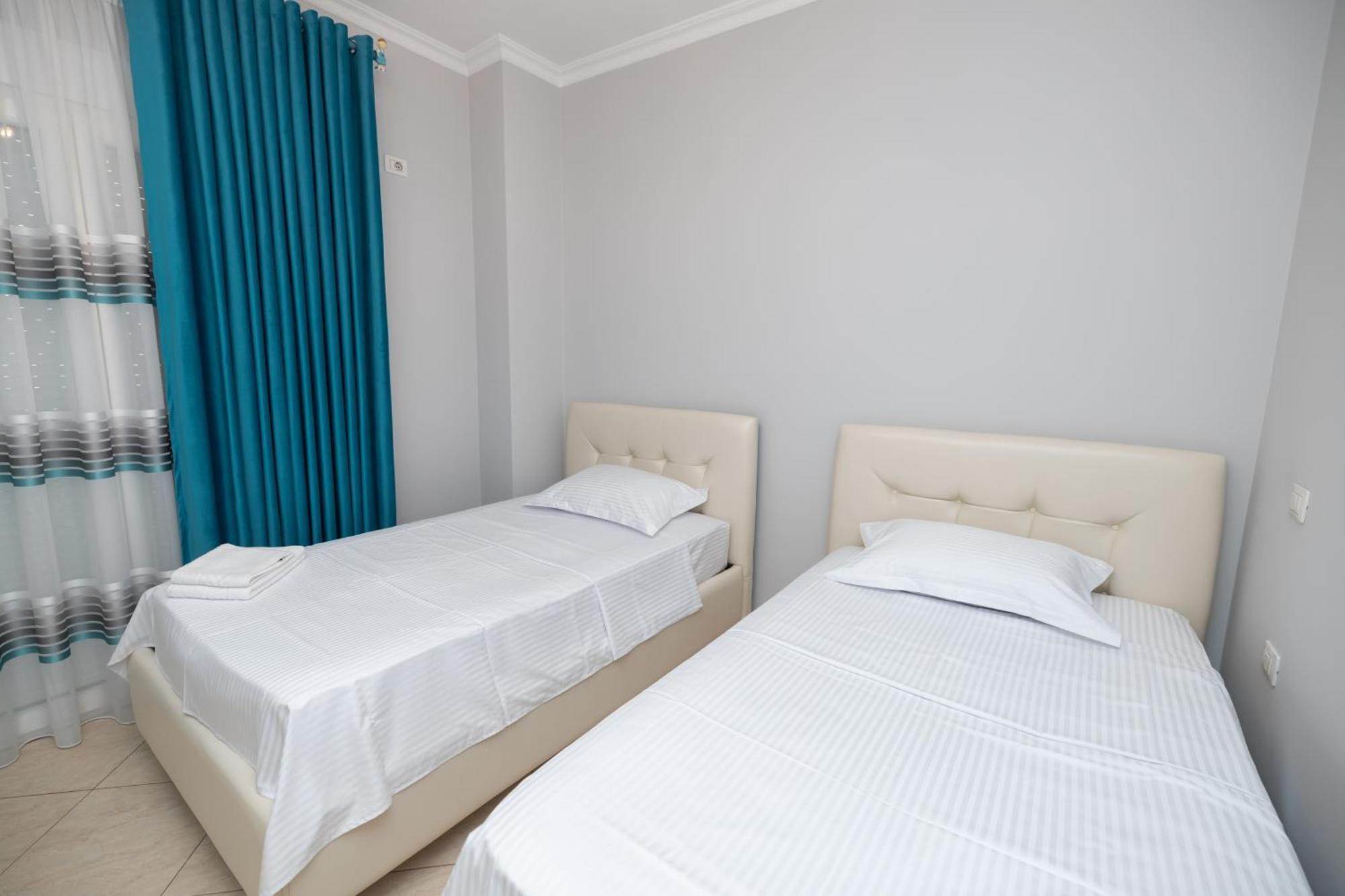 Adams Apartment Vlore Exterior photo